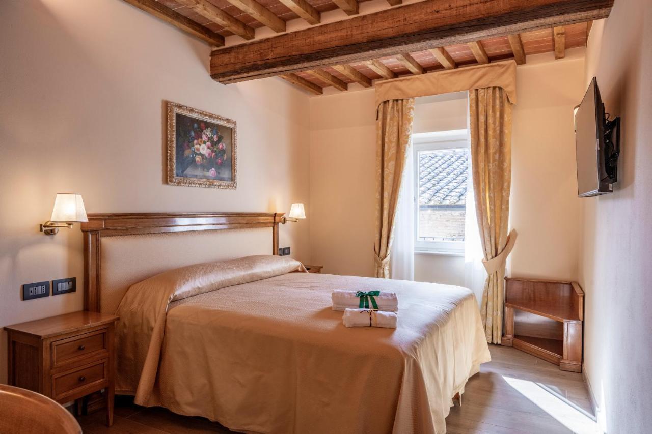 Palazzo Del Mercante Montepulciano Stazione Екстериор снимка