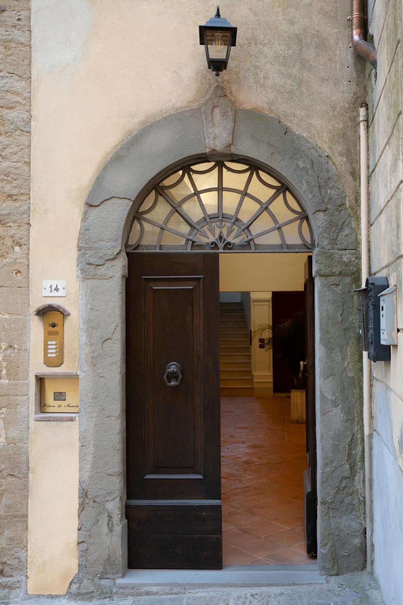 Palazzo Del Mercante Montepulciano Stazione Екстериор снимка